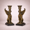 Paire de Chandeliers Sphinx en Bronze sur Marbre Noir | Style Néoclassique