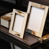 Cadre photo Dorotea en ébène, corne et cuir – Cadre luxe artisanal