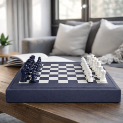 Jeu d’échecs 37x37 cm en cuir grainé – Fait main à Paris