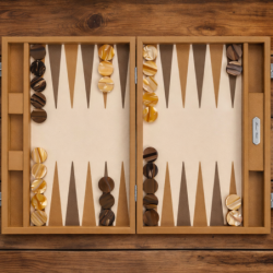 Backgammon Taille L en cuir grainé – Fait main à Paris